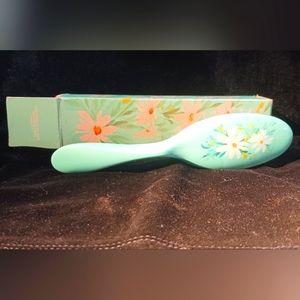 Vintage Avon Small Hair Brush NIB
